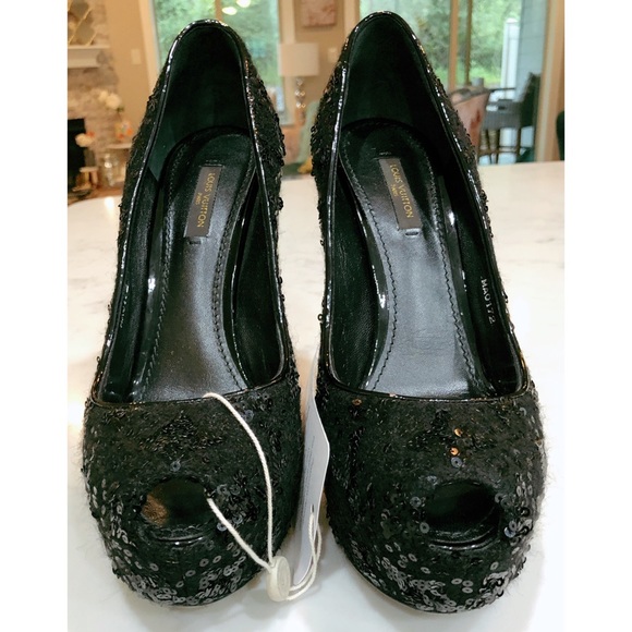Louis Vuitton Black Sequin Oh Really Lock Pumps 38 - Picture 5 of 15